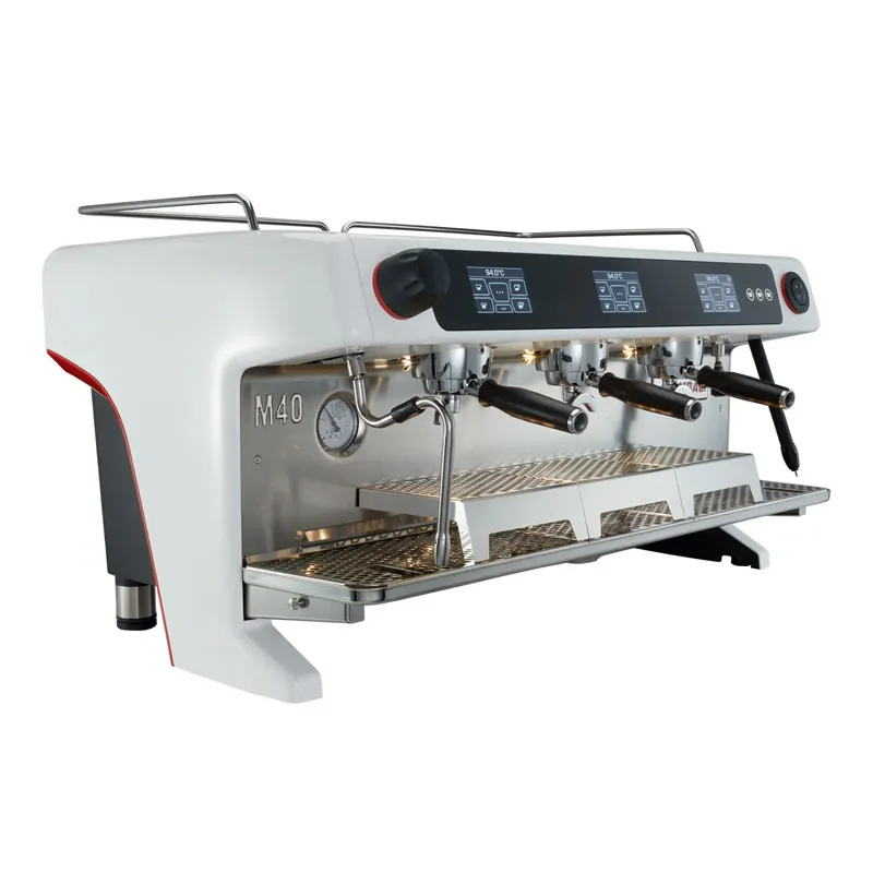 La Cimbali M40 DT/3 Tam Otomatik Turbosteam Espresso Kahve Makinesi, 3 Gruplu, Beyaz